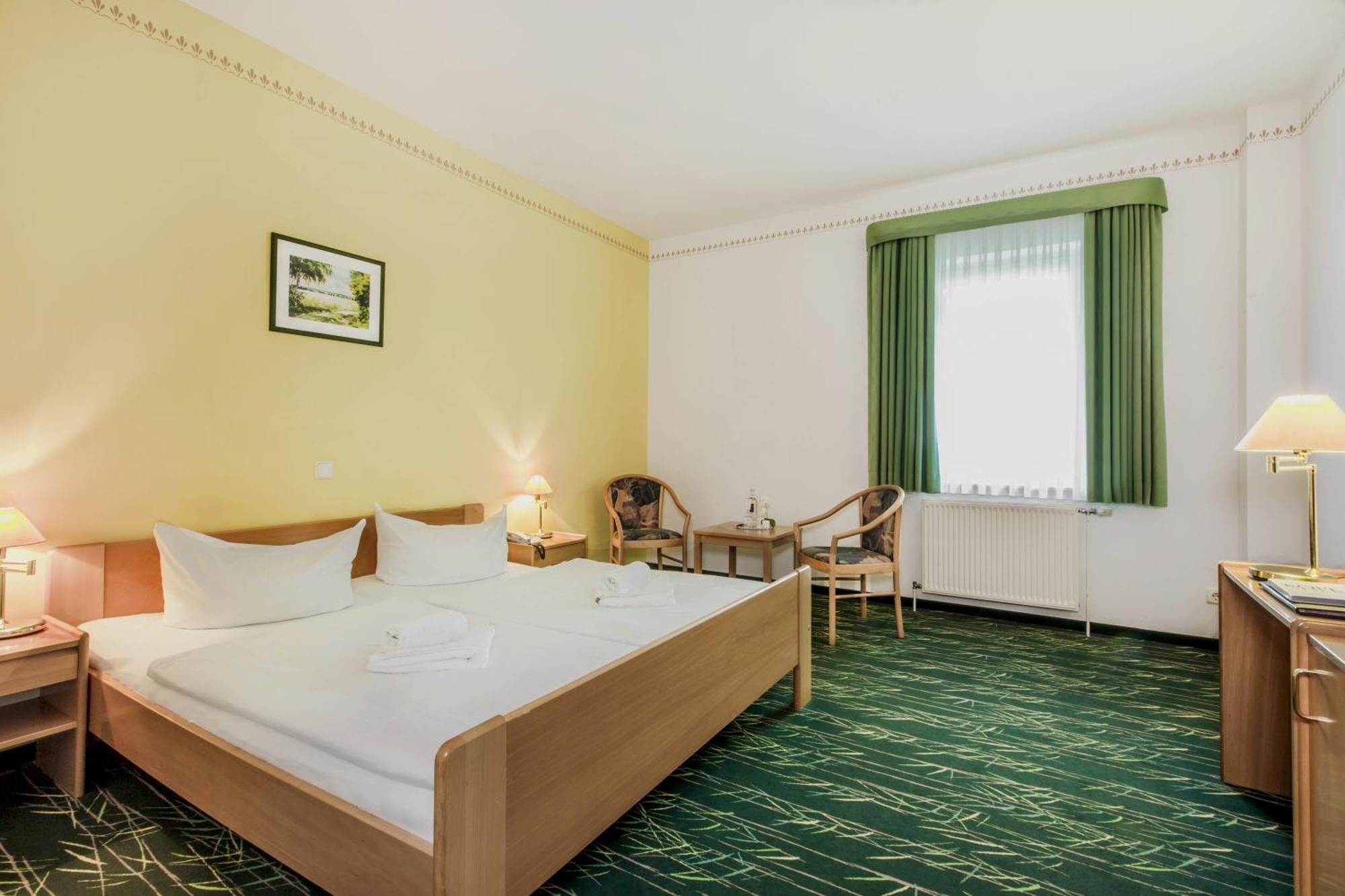 Sonnenhotel Feldberg Am See Mit Schwimmbad, Sauna Und Dampfbad Фельдберг Экстерьер фото